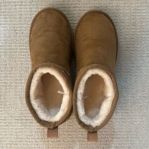 Ultra mini uggs